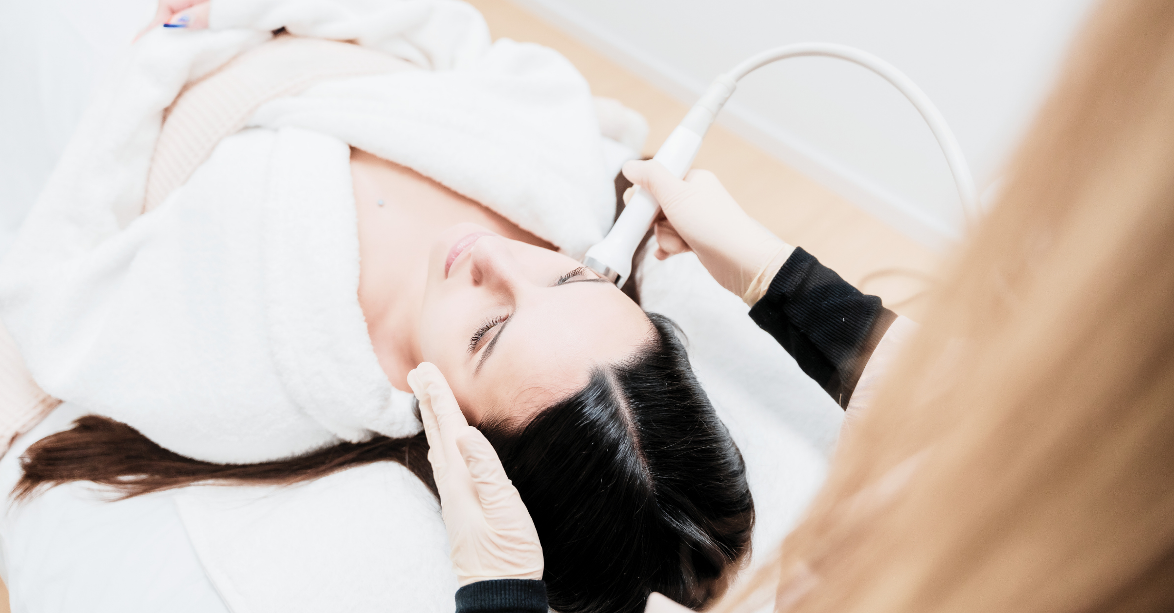 Expérience de soin esthétique personnalisée à la clinique À fleur de peau