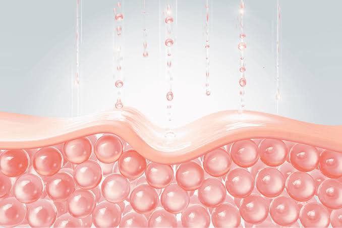 Soin exfoliant favorisant le renouvellement et l’éclat de la peau